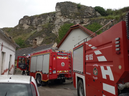 Két baleset mellett egy tűzesetnél avatkoztak be a tűzoltók tegnap