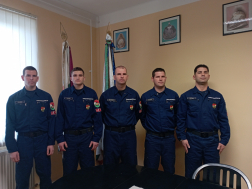 Száznegyvenegy tűzoltó végzett – Heten erősítik a Veszprém vármegyei állományt
