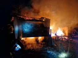 Leégett a melléképület