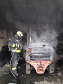 Lakatosműhelyben csaptak fel a lángok