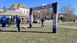 Hetvennégyen indultak a békefutáson