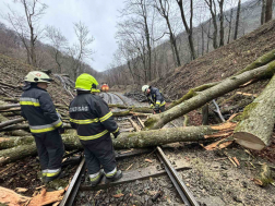 Tizenkét esetet hozott a vihar tegnap